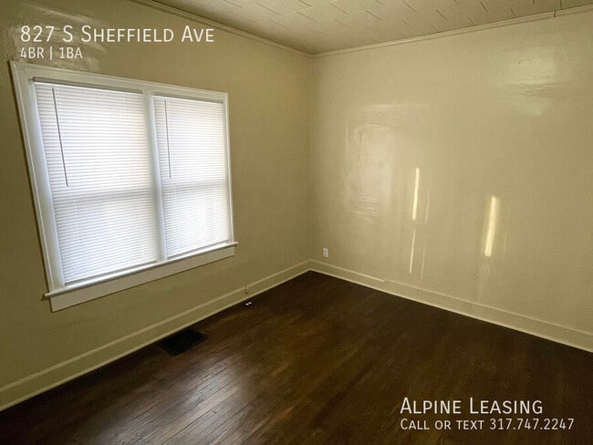 Building Photo - 4 Bedroom located on a quiet, dead-end street