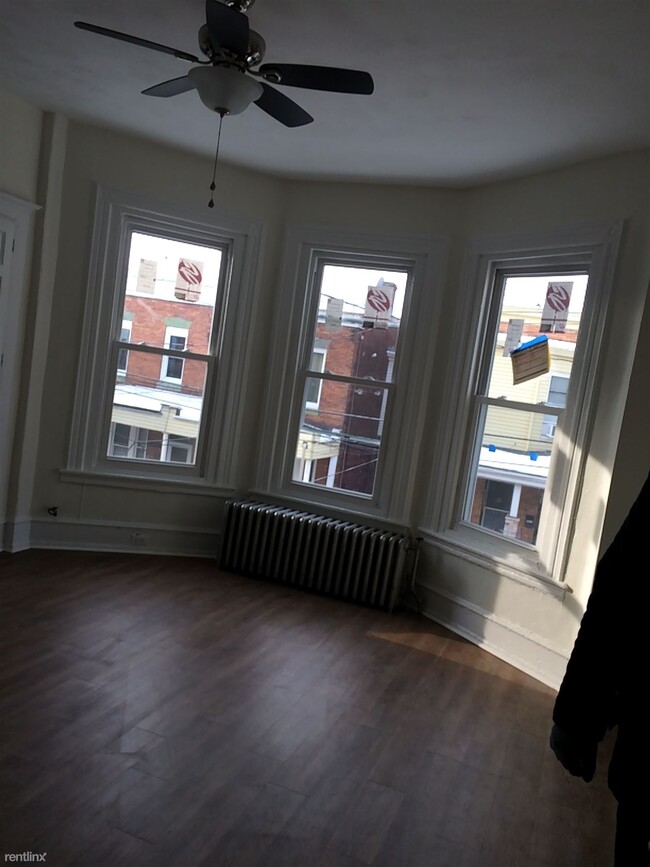 Foto del edificio - 4 br, 2 bath House - 3216 Joe Hammer Sq 32...