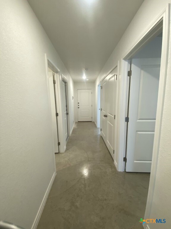 Foto del edificio - 1214 Lehmann Dr