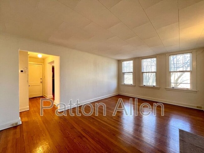 Building Photo - 83 Edgemont Rd