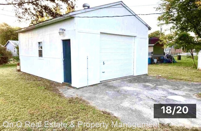 Foto del edificio - 2 br, 1 bath House - 520 N. Pine