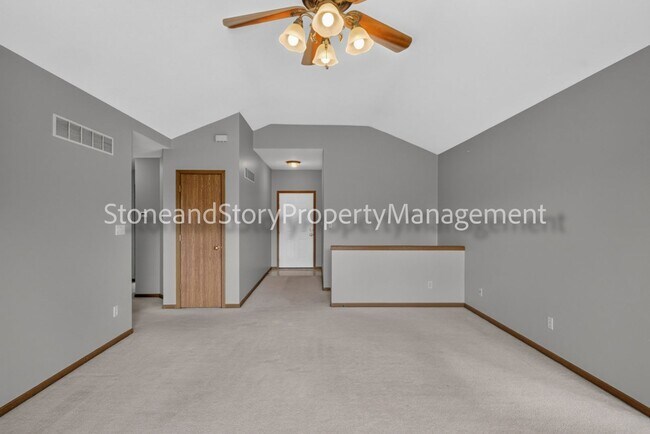 Foto del edificio - 6926 SW 17th St