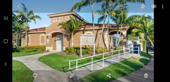 Foto del edificio - 8553 SW 214th Ln