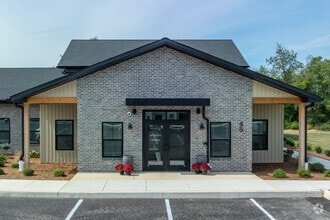 Building Photo - 98 Penn Place