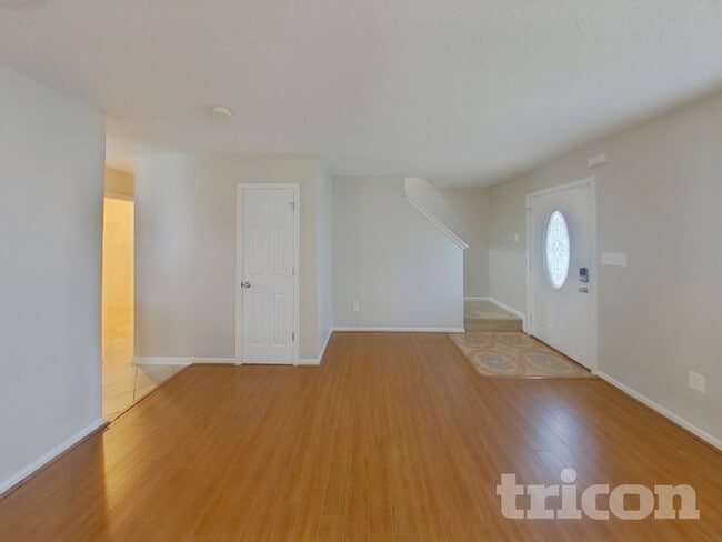 Foto del edificio - 1040 Counselors Dr