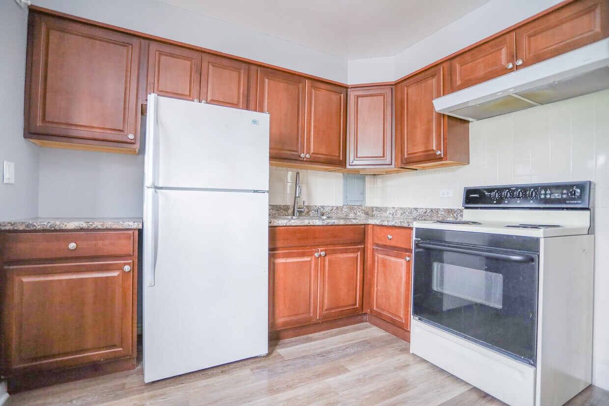 Foto principal - 2107 W Farragut Ave