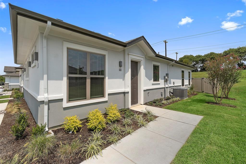 Primary Photo - 4024 Bungalow Ln