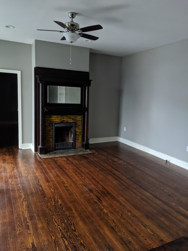 Foto del edificio - 524 W Main St