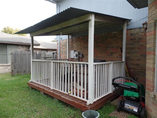Building Photo - 4407 Durban Dr