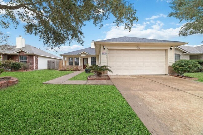 Building Photo - 14623 Auto Park Way