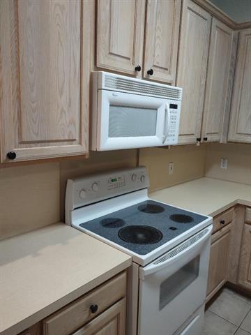 Building Photo - 3209 Cape Cod Ct