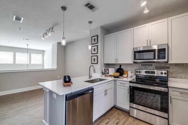 Foto del edificio - 875 N Eldridge Pkwy