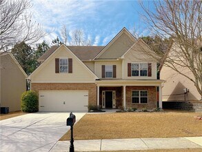 Building Photo - 2110 Line Dr