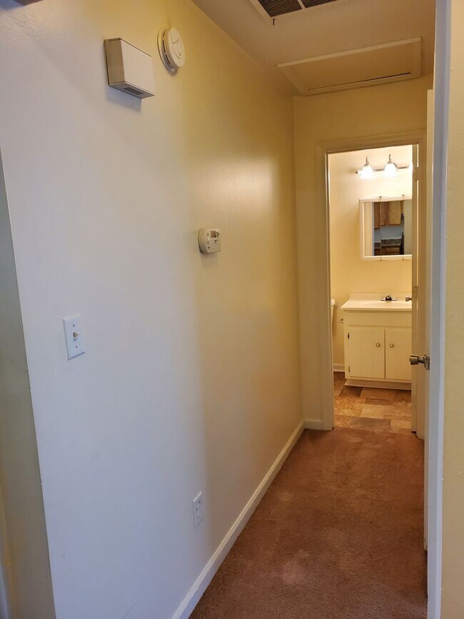 Building Photo - Lantana Condominiums