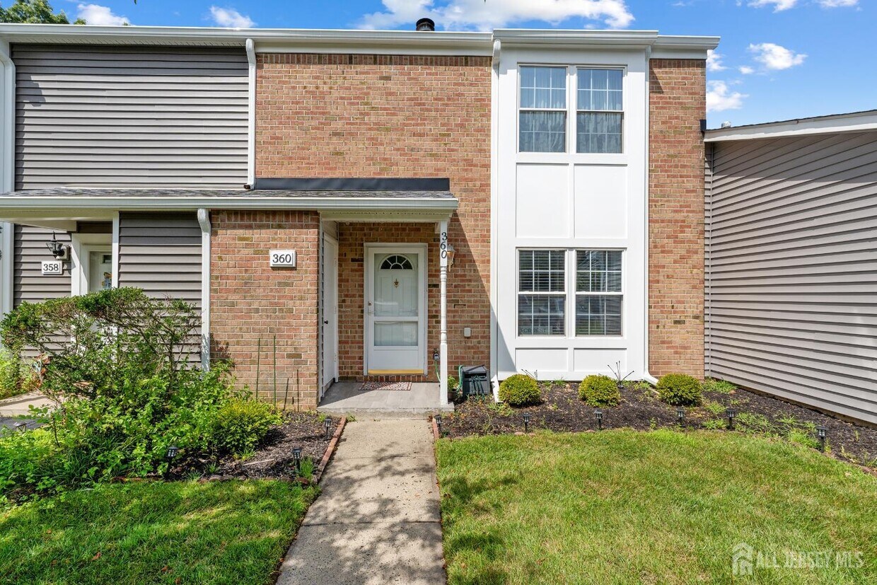 Foto principal - 360 Constitution Cir