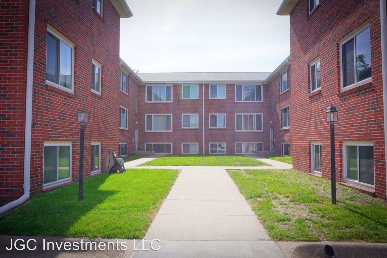 Foto principal - 328-334 S 37th St
