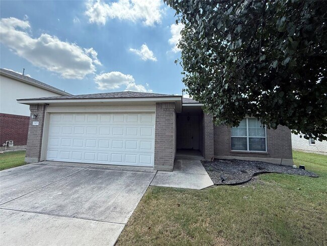 Foto del edificio - 905 Remington Dr