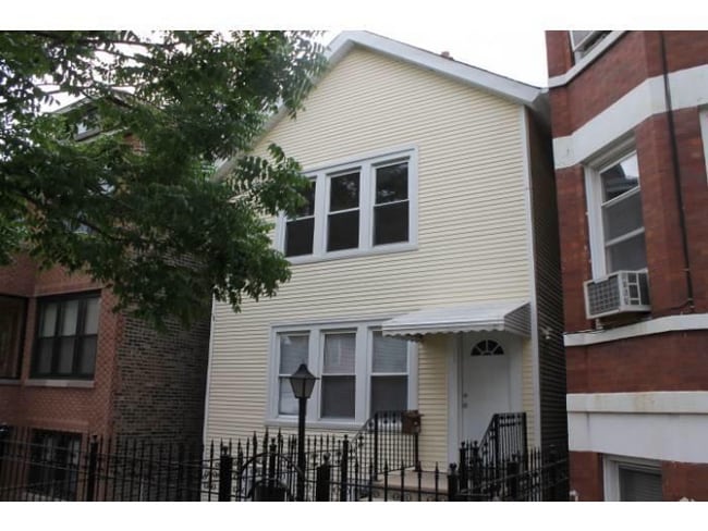 Building Photo - 2124 W 24th St