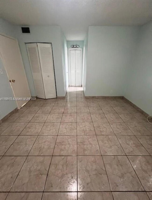Building Photo - 8161 SW 24th Ct