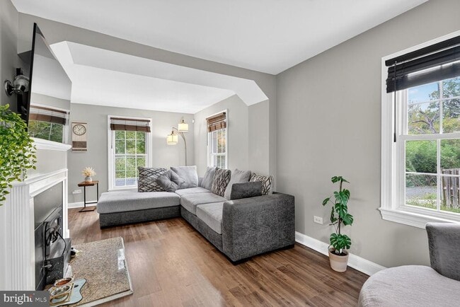 Foto del edificio - 9824 Old Fort Rd