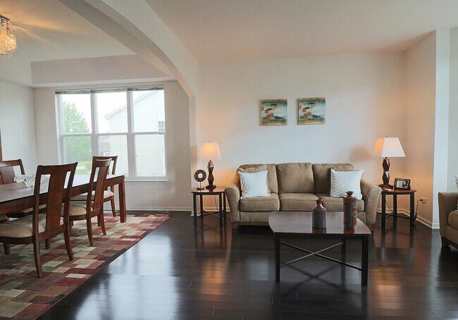 Foto del edificio - 37076 N Bonnie Brae Rd