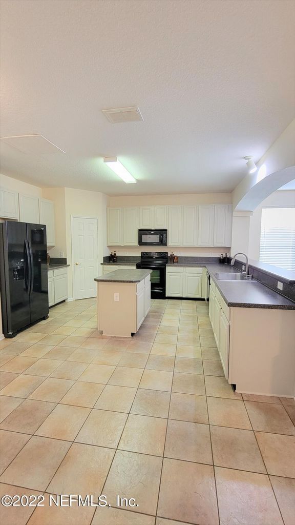 Building Photo - 2513 Cinnamon Springs Trl
