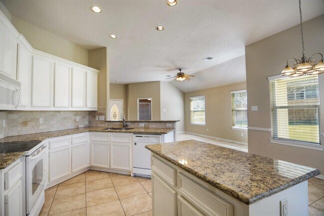 Foto del edificio - 105 Cove Pl Ct