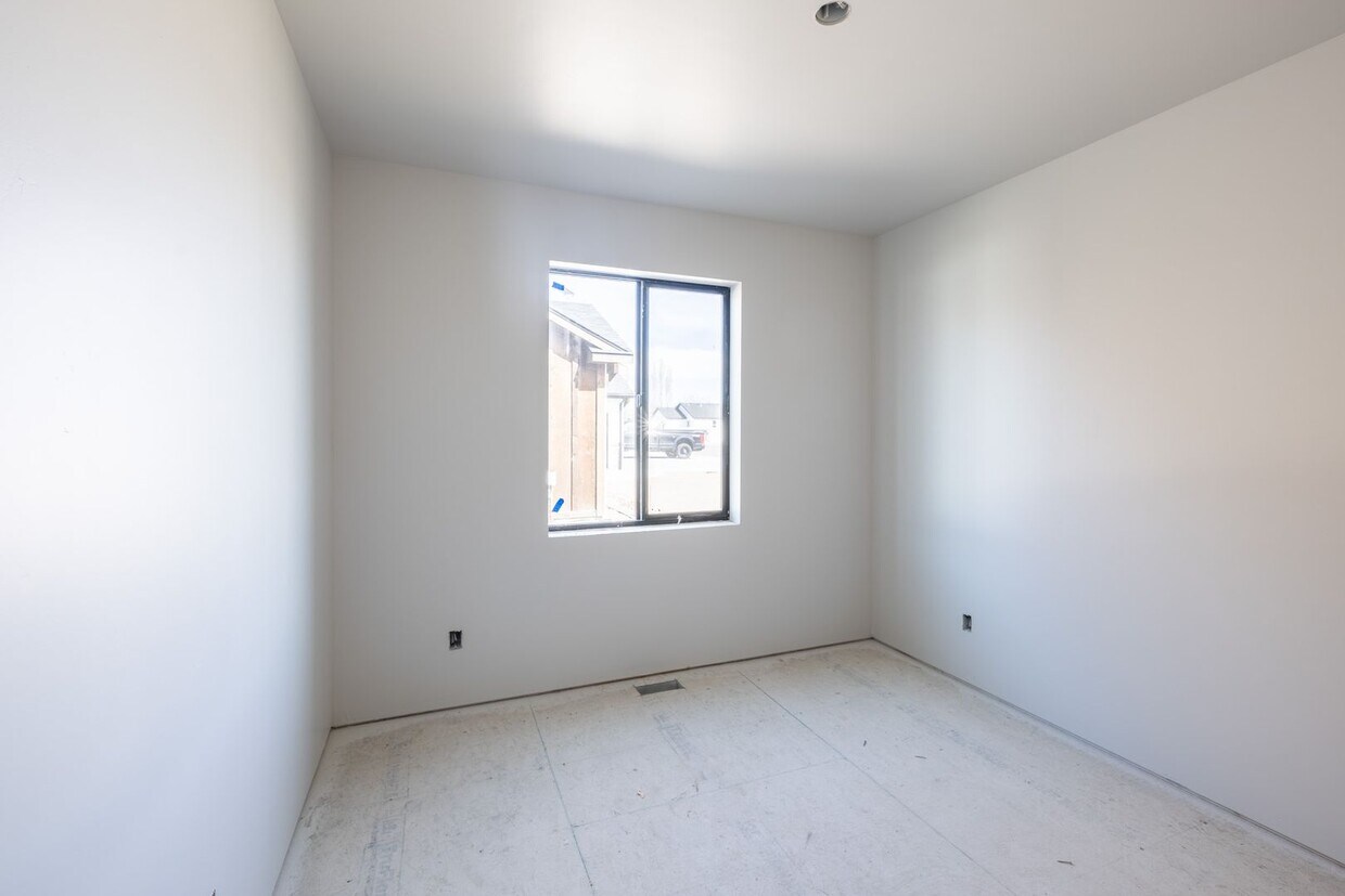 Foto del edificio - BRAND NEW 2 Bed/1 Bath ADU Home with Garage & Private Yard in Sugar City - ALL Utilities Included...