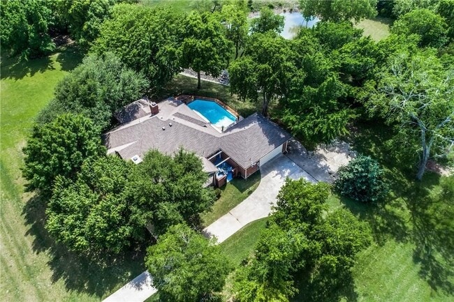 Building Photo - 3227 Preston Hills Cir
