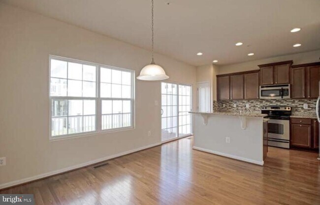 Foto del edificio - 8705 Sagebrush Ln