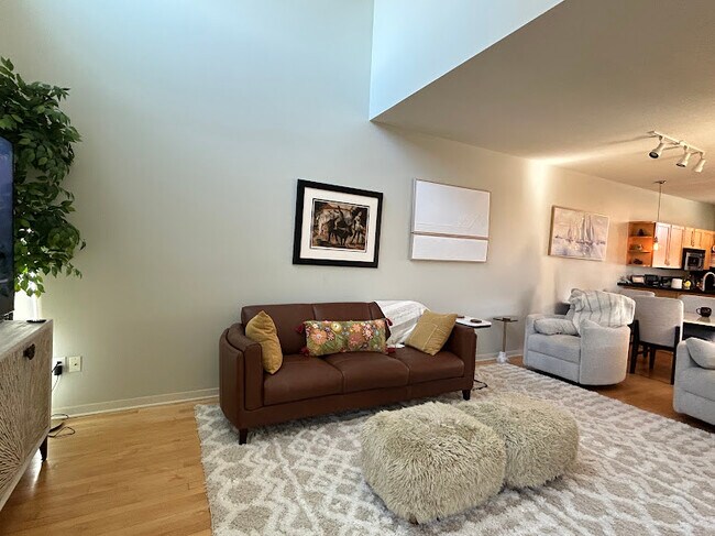 Foto del edificio - 4577 Madison Ave