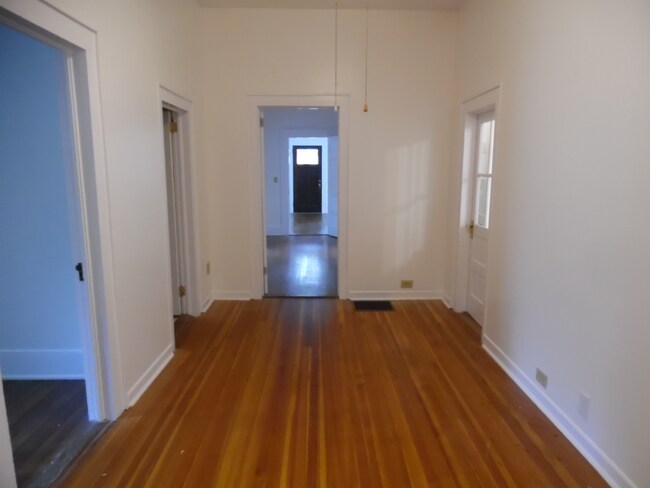 Foto del edificio - 1903 S-4-359