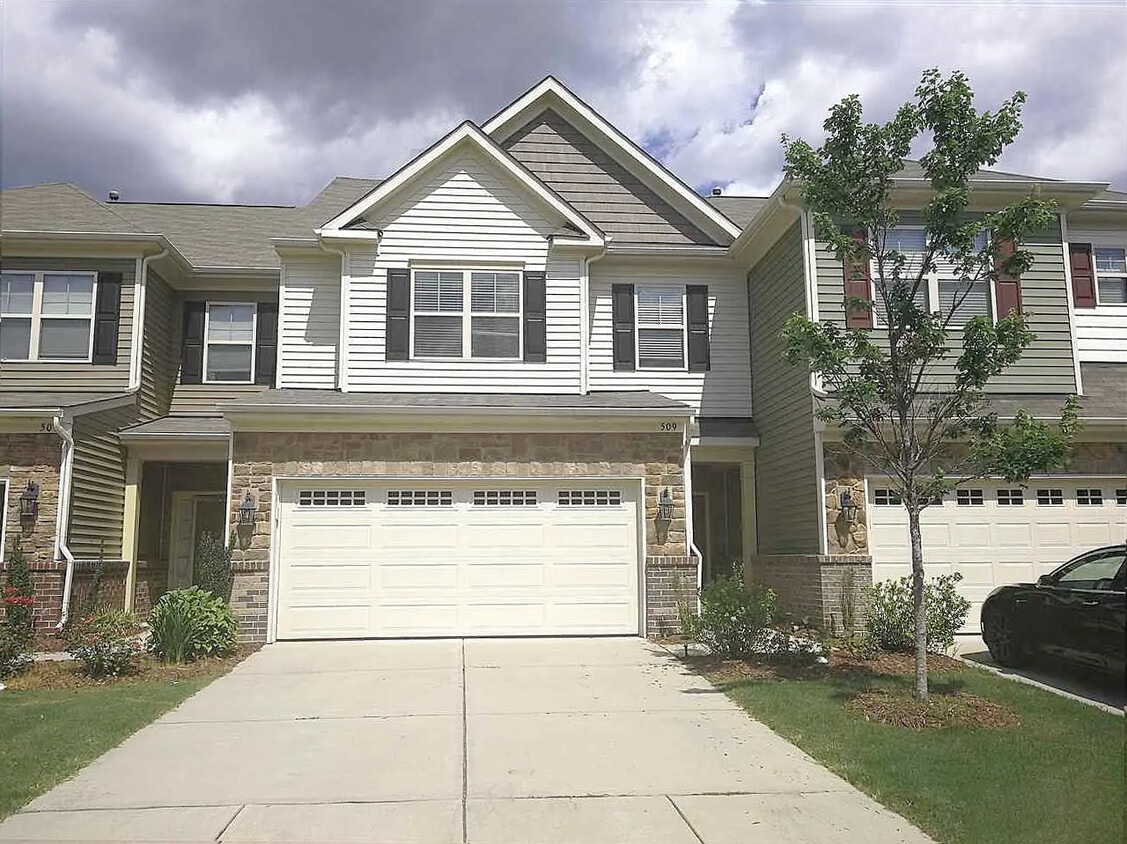 Photo - 509 Whitworth Ln (Morrisville, NC)