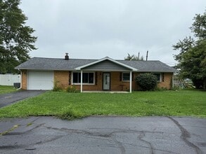 Building Photo - 7989 N Royerton Park Dr