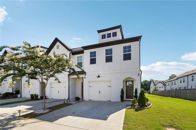 Photo - 162 Auburn Run Ln Townhome