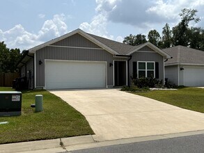 Building Photo - 1719 Paisleigh Dr