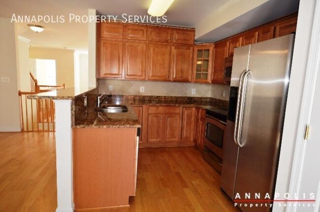 Building Photo - 2123 hideaway court