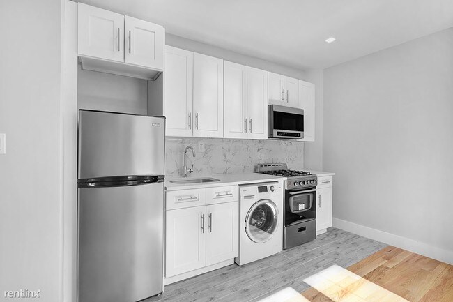 Building Photo - 1 br, 1 bath Apartment - 322 E 117th St 26 26