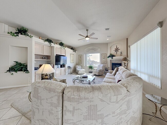 Foto del edificio - 170 Seneca Ln