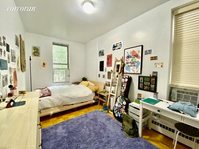 Foto del edificio - 1966 Adam Clayton Powell Jr Blvd