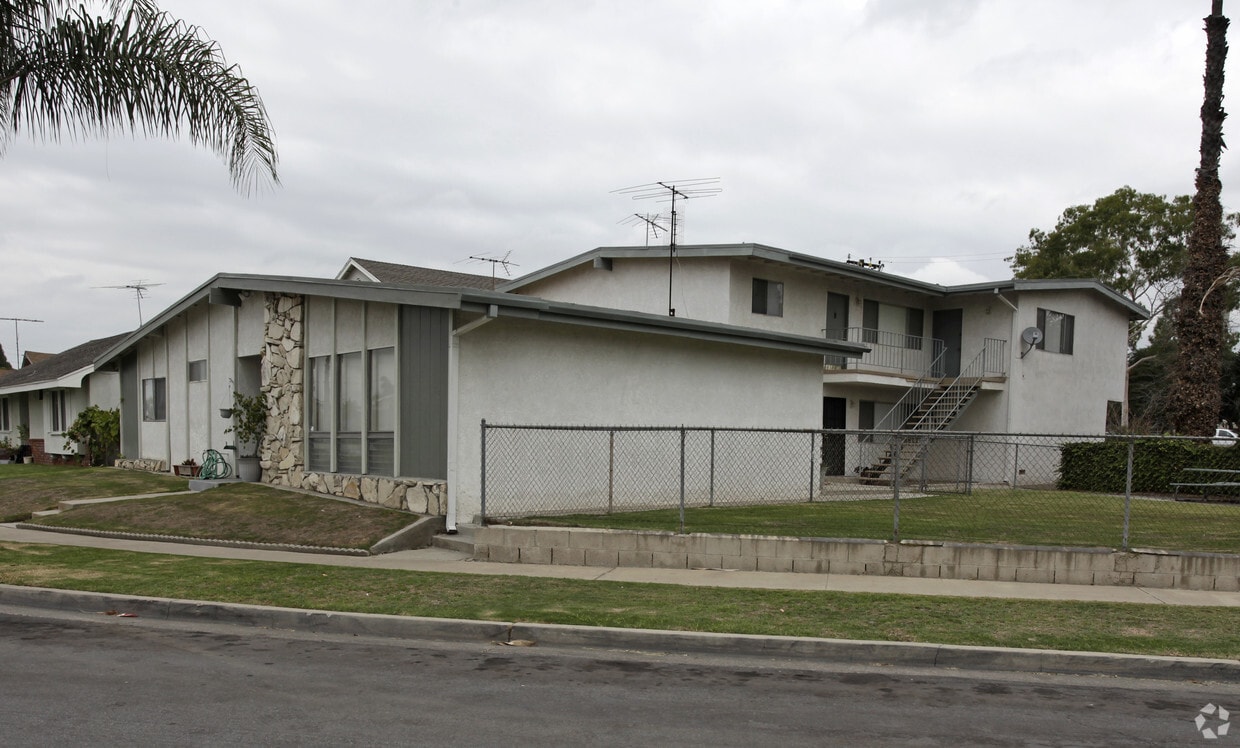 6091 Lemon Ave, Cypress, CA 90630 Apartments in Cypress, CA