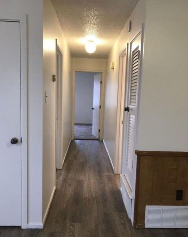 Building Photo - 2402 97th St