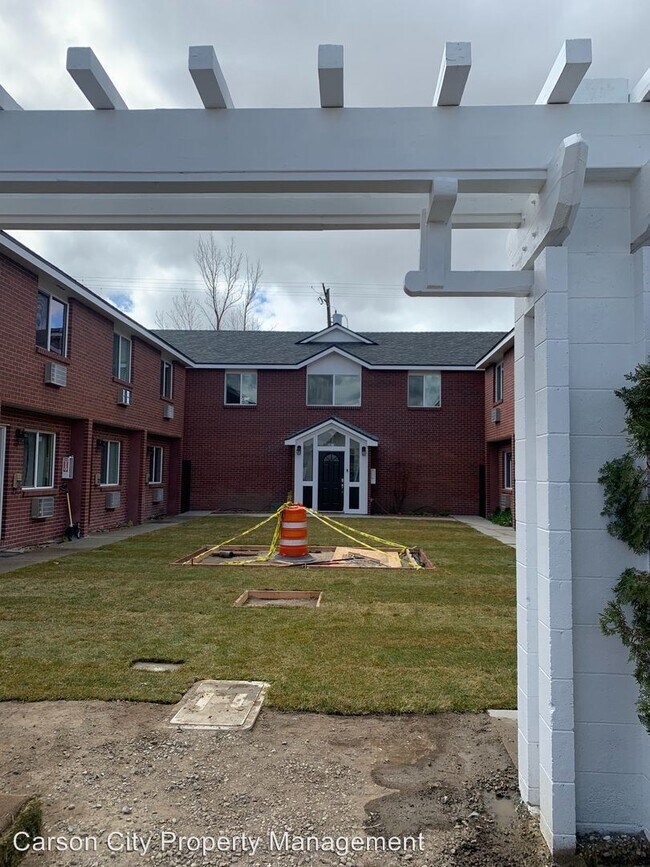 Foto del edificio - 2590 N Carson St