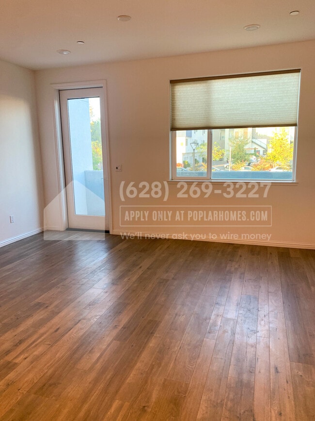 Building Photo - 742 Fruit Ranch Loop