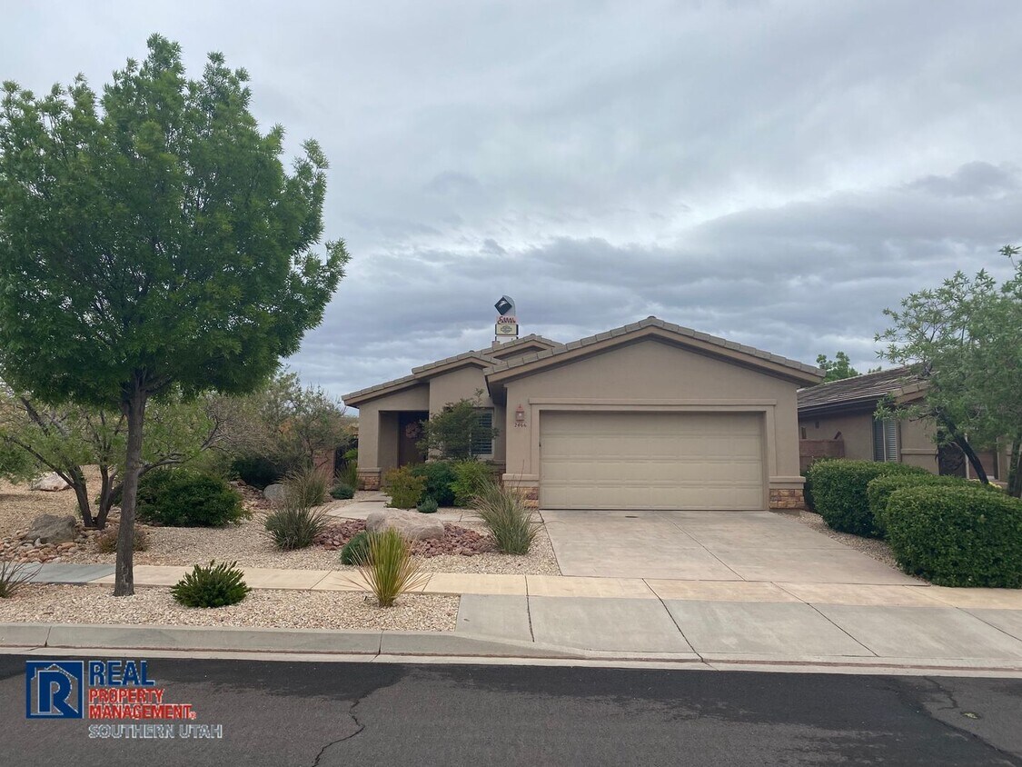 Primary Photo - Charming Coral Canyon Home