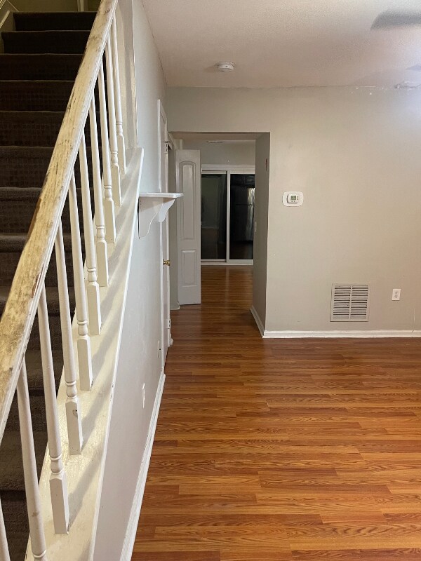 Foto del edificio - 1132 Sawmill Rd