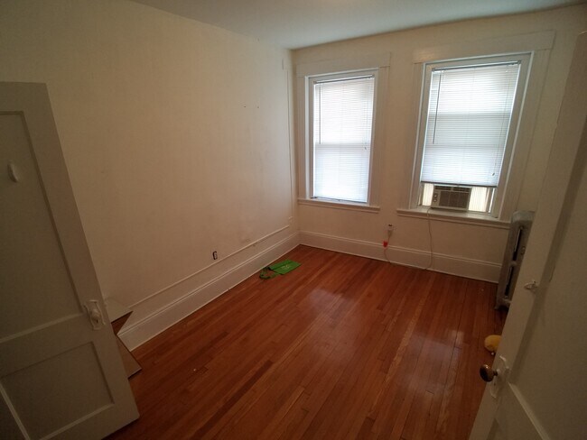 Building Photo - 1407 Commonwealth Ave