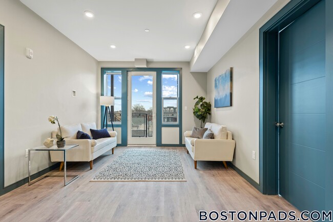 Building Photo - 1258 Massachusetts Ave