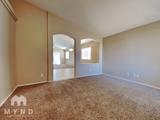 Foto del edificio - 15935 W Miami St