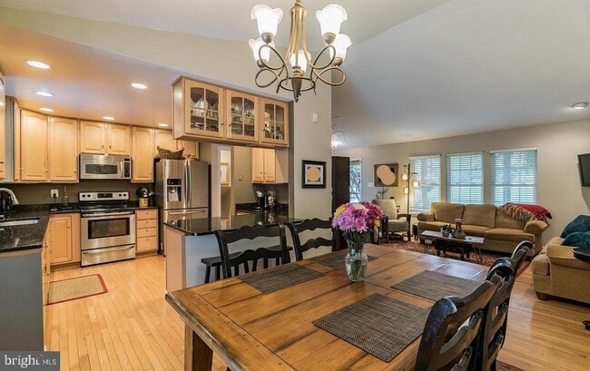 Building Photo - 4711 Marymead Dr